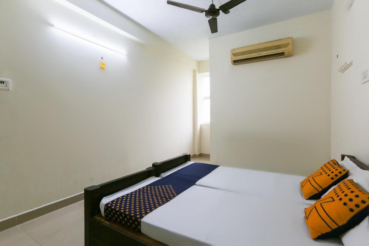 Spot On 63050 Kag Rooms Gūduvāncheri Zewnętrze zdjęcie