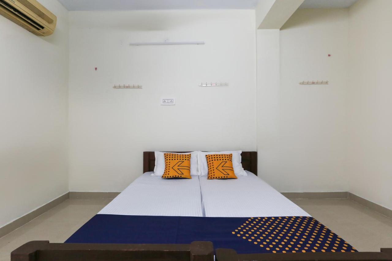 Spot On 63050 Kag Rooms Gūduvāncheri Zewnętrze zdjęcie