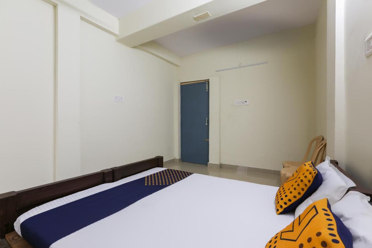 Spot On 63050 Kag Rooms Gūduvāncheri Zewnętrze zdjęcie